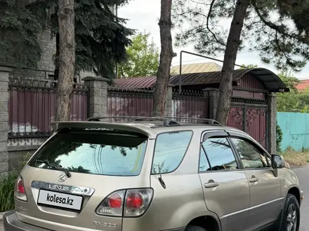 Lexus RX 300 2001 года за 4 650 000 тг. в Алматы – фото 7