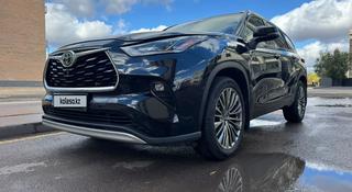 Toyota Highlander 2020 года за 17 200 000 тг. в Караганда