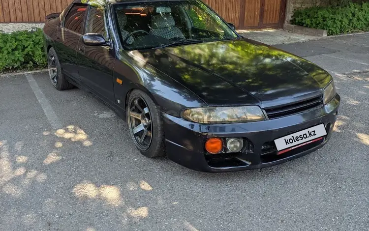 Nissan Skyline 1997 года за 2 100 000 тг. в Алматы