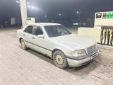 Mercedes-Benz C 180 1993 года за 1 400 000 тг. в Алматы – фото 3