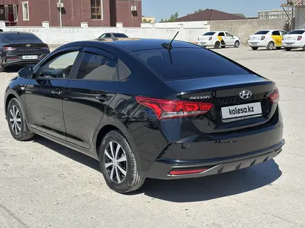Hyundai Accent 2021 года за 7 000 000 тг. в Актау – фото 4