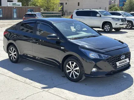 Hyundai Accent 2021 года за 7 000 000 тг. в Актау – фото 2