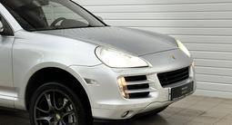 Porsche Cayenne 2008 года за 6 790 000 тг. в Астана – фото 2