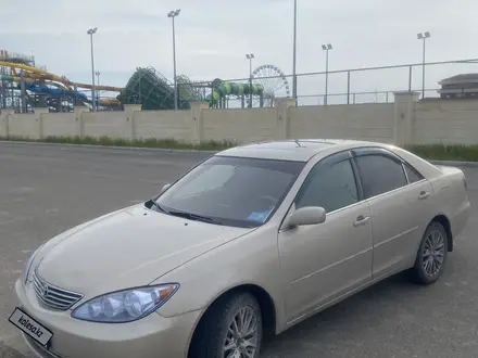 Toyota Camry 2004 года за 4 000 000 тг. в Жанаозен – фото 5