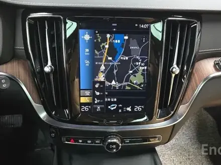 Volvo V60 2021 года за 17 000 000 тг. в Алматы – фото 13
