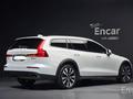 Volvo V60 2021 года за 17 000 000 тг. в Алматы – фото 4