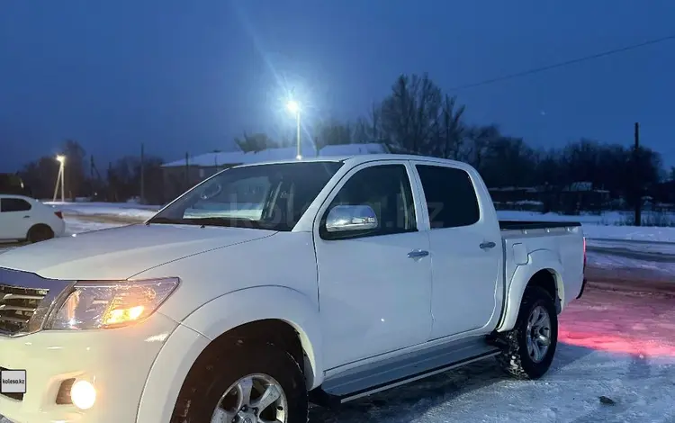 Toyota Hilux 2013 годаүшін8 000 000 тг. в Уральск
