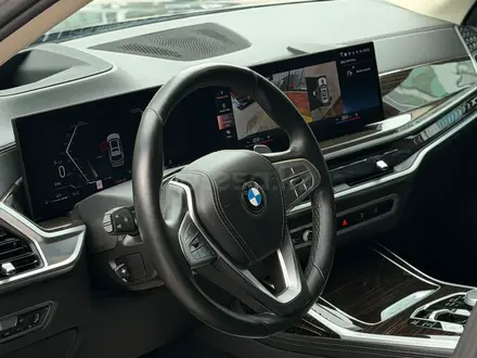 BMW X7 2023 года за 55 000 000 тг. в Астана – фото 10
