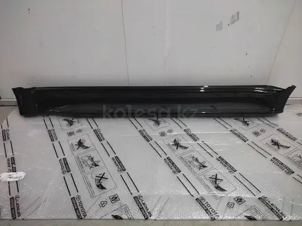 Порог подножка левый на Lexus LX570 за 240 000 тг. в Алматы