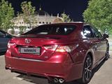 Toyota Camry 2017 года за 9 000 000 тг. в Атырау – фото 3