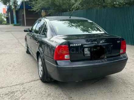 Volkswagen Passat 1998 года за 1 200 000 тг. в Алматы – фото 2