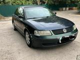 Volkswagen Passat 1998 годаүшін1 200 000 тг. в Алматы