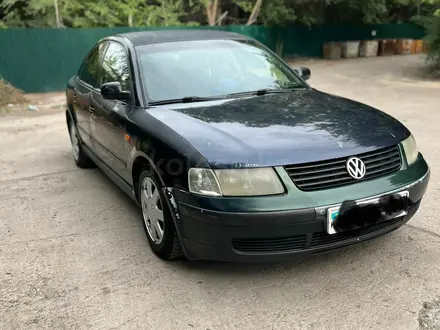 Volkswagen Passat 1998 года за 1 200 000 тг. в Алматы