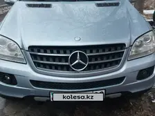 Mercedes-Benz M-Class, 2005