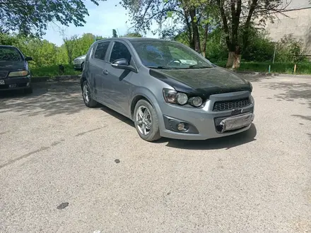 Chevrolet Aveo 2013 года за 3 150 000 тг. в Алматы – фото 2