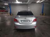Hyundai Solaris 2015 годаүшін4 800 000 тг. в Усть-Каменогорск – фото 2
