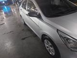 Hyundai Solaris 2015 годаүшін4 800 000 тг. в Усть-Каменогорск – фото 5