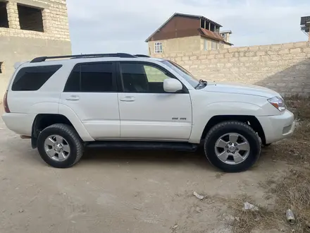 Toyota 4Runner 2004 года за 7 500 000 тг. в Актау – фото 2