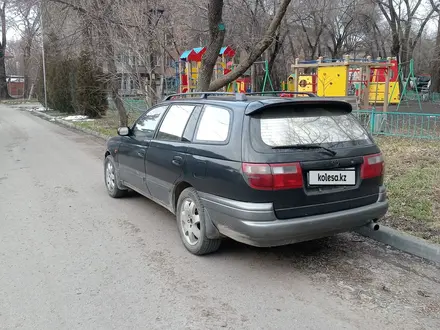 Toyota Caldina 1995 годаүшін1 700 000 тг. в Алматы – фото 2