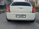 Chrysler 300C 2005 года за 3 700 000 тг. в Алматы – фото 3