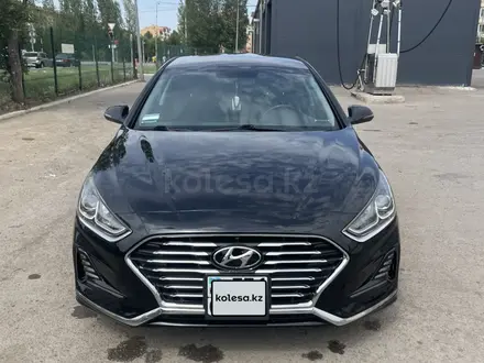 Hyundai Sonata 2017 года за 9 300 000 тг. в Астана