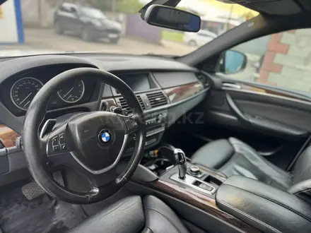 BMW X6 2011 года за 12 000 000 тг. в Алматы – фото 10