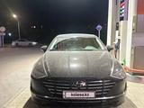 Hyundai Sonata 2023 года за 13 400 000 тг. в Актау