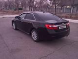 Toyota Camry 2012 года за 8 800 000 тг. в Байконыр – фото 2