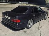 Mercedes-Benz E 320 1997 года за 2 500 000 тг. в Алматы – фото 2