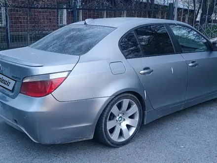 BMW 550 2007 года за 5 500 000 тг. в Алматы – фото 3