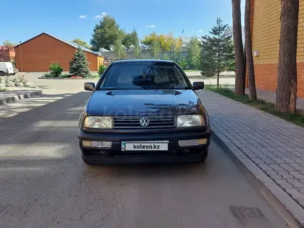 Volkswagen Vento 1993 года за 1 350 000 тг. в Павлодар – фото 3