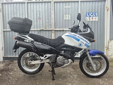 Suzuki  XF 650 Freewind 1999 года за 1 600 000 тг. в Алматы – фото 2