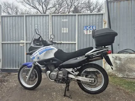 Suzuki  XF 650 Freewind 1999 года за 1 600 000 тг. в Алматы