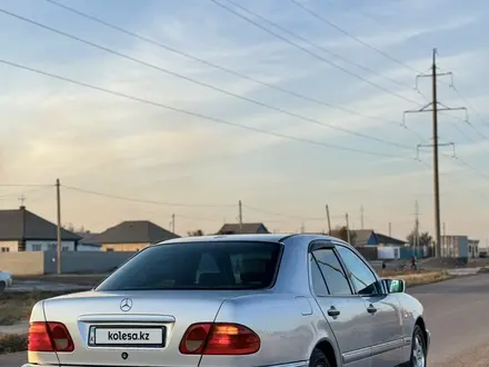 Mercedes-Benz E 280 1996 года за 2 100 000 тг. в Караганда – фото 6