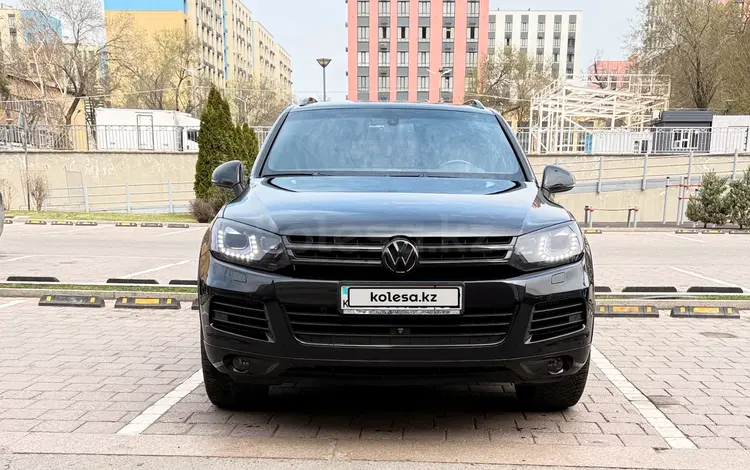 Volkswagen Touareg 2012 года за 12 000 000 тг. в Алматы