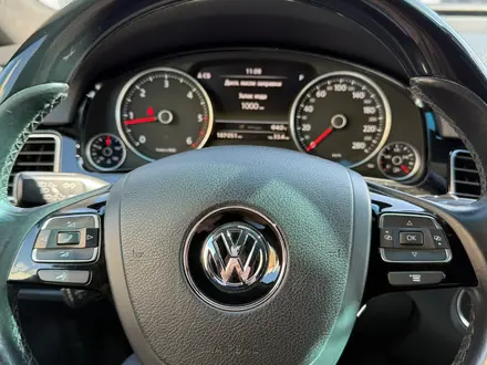 Volkswagen Touareg 2012 года за 12 000 000 тг. в Алматы – фото 13