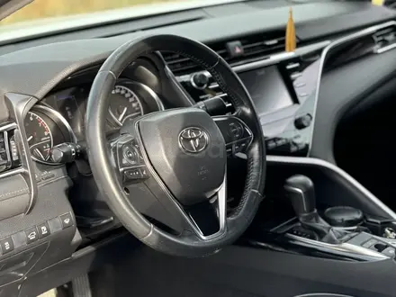 Toyota Camry 2019 года за 14 500 000 тг. в Тараз – фото 6