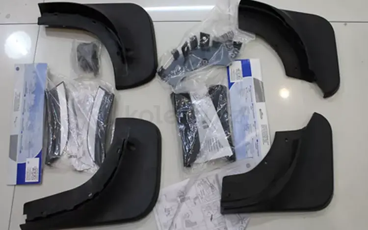Комплект брызговиков AUDI Q5 за 24 000 тг. в Алматы
