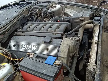 BMW 525 1992 года за 1 000 000 тг. в Урджар – фото 6