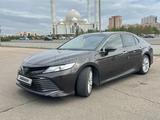 Toyota Camry 2020 года за 15 000 000 тг. в Семей – фото 2