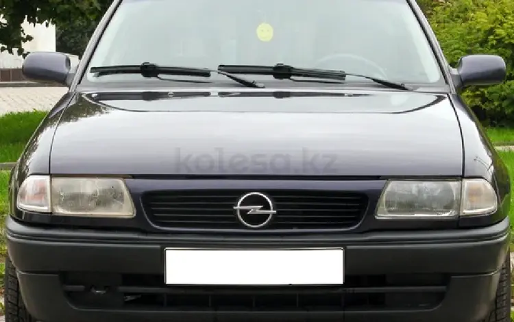 Стекло фары фонари OPEL Astraүшін5 000 тг. в Актобе