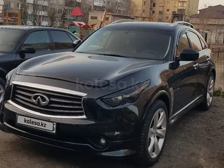 Infiniti FX35 2009 года за 12 500 000 тг. в Петропавловск