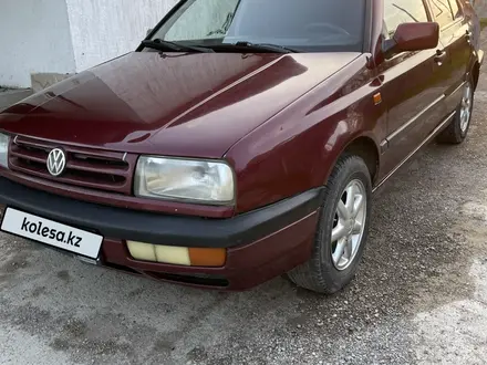 Volkswagen Vento 1992 года за 1 200 000 тг. в Каскелен – фото 2