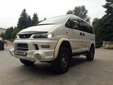 Mitsubishi Delica 2000 годаүшін7 800 000 тг. в Алматы – фото 2