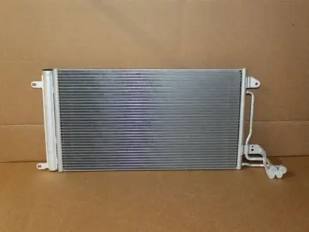 Радиатор кондиционера за 140 000 тг. в Атырау
