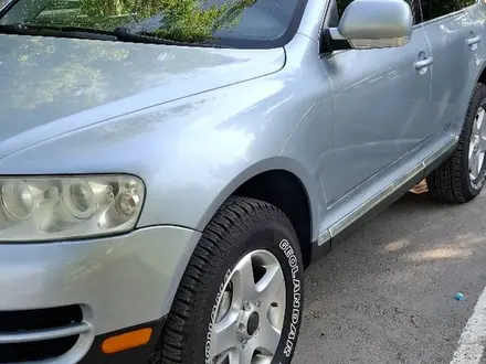 Volkswagen Touareg 2003 года за 5 000 000 тг. в Павлодар – фото 2