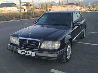 Mercedes-Benz E 280