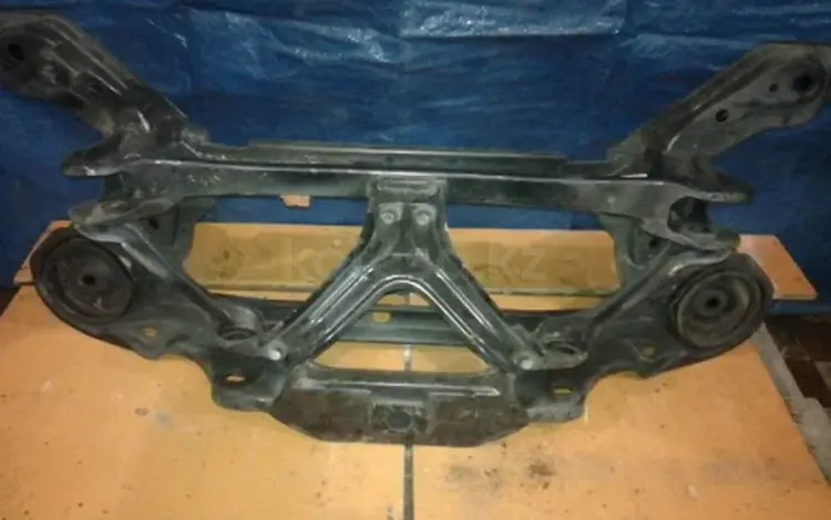 Балка Honda Stepwgn RF3 за 25 000 тг. в Караганда