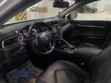 Toyota Camry 2018 годаүшін13 000 000 тг. в Астана – фото 2