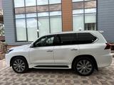 Lexus LX 570 2018 года за 45 000 000 тг. в Шымкент – фото 3